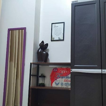 Cherolds Place Lovely 1 Bedroom Condo With Balcony Manila Kültér fotó