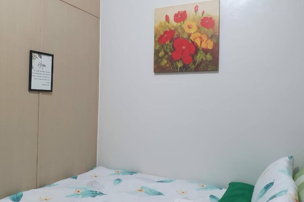 Cherolds Place Lovely 1 Bedroom Condo With Balcony Manila Kültér fotó